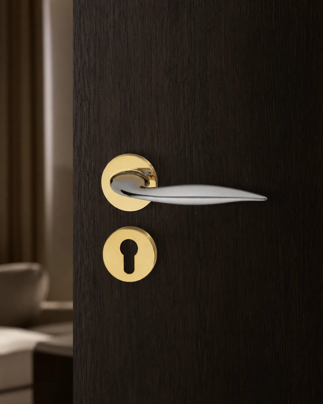 Parsa, Sculpted Lever Handle